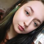 Katie Crook - @booksnplantsareforevrr - Instagram