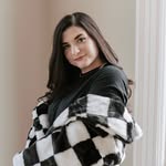 Katie Dutra | Gel Nail Artist & Educator - @nailsbykatiedutra - Instagram