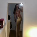 @katiehassell2001 - Instagram