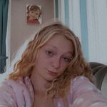 Katie Hatton - @katielousie.xo - Instagram