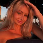 kt - @katiehoworth - Instagram