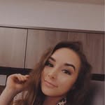 Katie Iles - @katieeiless - Instagram