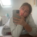 @katielanganspam - Instagram