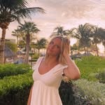 Kate Leclair - @kateleclairr - Instagram