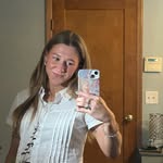 Kate Maahs - @kategoestoprague - Instagram