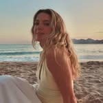 Katie MacRae - @katie_macrae - Instagram