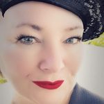 Katie McElroy - @poshmarkkatie - Instagram