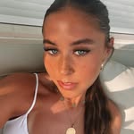 @katiemoss23 - Instagram
