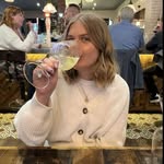 Katie - @katie.reader - Instagram