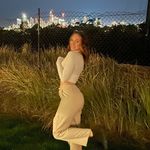Katie Meredith - @_katiesamantha - Instagram