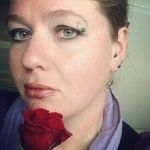 Katie Schmitz - @fallendustash - Instagram