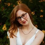 Kate Strunk - @hellokatiejane - Instagram