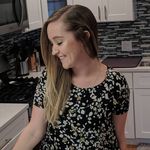 Katie Weir, RD, LDN - @katiethedietitian - Instagram