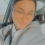 Katrina Stark - @trina.thrifts - Instagram