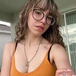 @katri_nathomson - Instagram