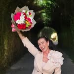 Katrina Valente | Leader in The Divine Feminine Energy - @glamupwithkatrina - Instagram