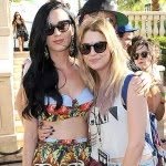 benzoholic katycat - @katy.ashley - Instagram