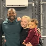 Katy Collier - @momandapollovlog - Instagram