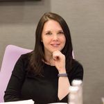 Katy Davies, Human Design Reader, Business Mentor and Guide - @pieceofcakecoaching - Instagram