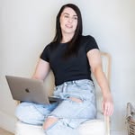 Kate Joyner | Nail Tech + Business Mentor for Beauty Therapists - @thenailandbeautycoach - Instagram