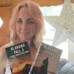Katy Light - @booksbykaty - Instagram