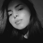 Katya Estrada - @yza_esk - Instagram