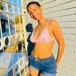 Kayla Browney - @kaybrowney - Instagram