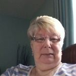Kay Crooks - @kaycrooks27 - Instagram
