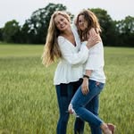 Kenna & Kayla Ulferts - @ken.kay_kloset - Instagram