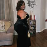 Kay Jones - @kaypoundcake - Instagram
