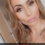Kay Thomson - @kay.thomson.1042 - Instagram
