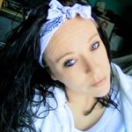 Kat Wendt - @mrskatwejet - Instagram