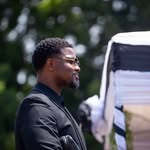 Kay Winters - @beingbrokeainteasy - Instagram