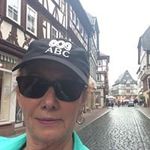 Kaye Crocker - @kayecrockerrobbie - Instagram