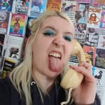Kate Dunn - @moonfurhat - Instagram