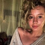 Kate Garner - @katiehazelll - Instagram