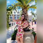 Kate Larson - @kathryng22 - Instagram