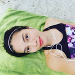 @kayelight_ - Instagram