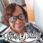 Kaye Davenport-lyons - @kayelyons - Instagram