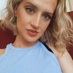 Kate Phillips - @katieeelou - Instagram