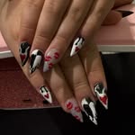 Kay Pollard - @kay.does.nailsss - Instagram