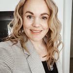 Kate Rowe - @katerowe89 - Instagram