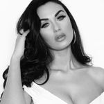 Kate Saunders 🦋 - @__katesaunders - Instagram