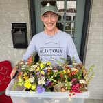 Kate Sexton - @community.farmer.kate - Instagram