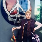 Kaye Strickland - @kayedinger2 - Instagram