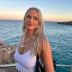 Kayla Deeley Barnard - @kayladeeley - Instagram