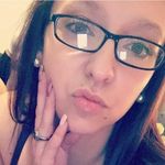 Kayla Elswick - @kayla.elswick.520 - Instagram