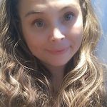 Kayla Hackney - @autumnkisses_winterwishes - Instagram
