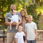Kayla Hoyle Ledbetter - @kdhoyle21 - Instagram