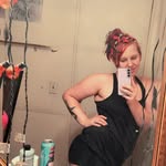 Kayla Squires - @kaylasquires13 - Instagram